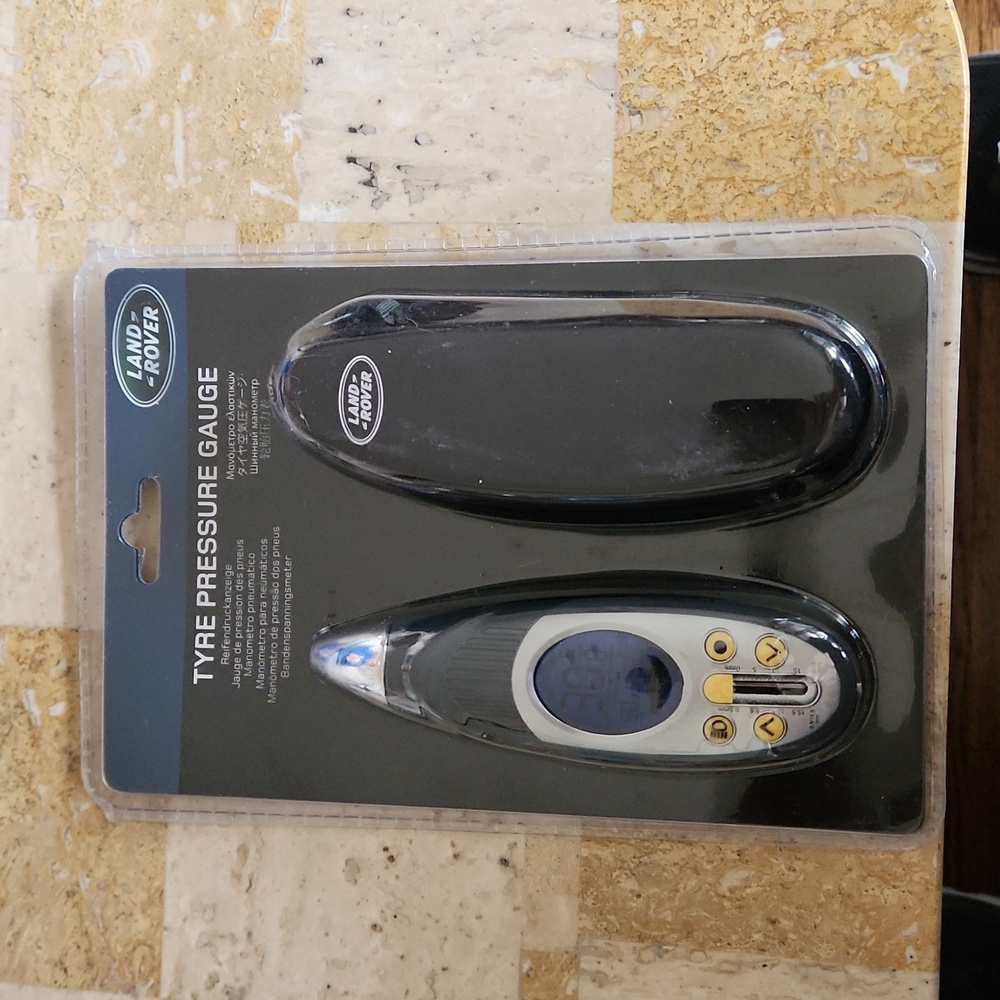Land Rover tire pressure gauge with carrying case